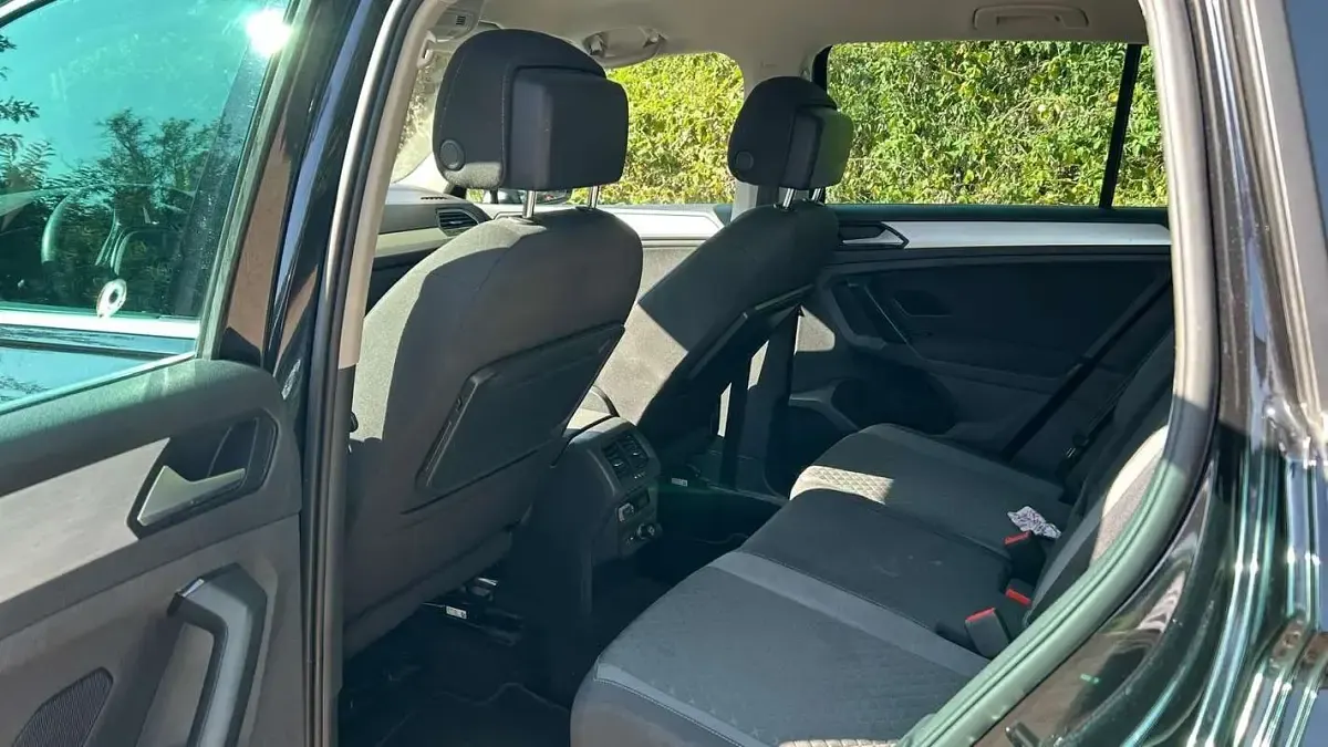 Usata VW Tiguan R-line 131 CV (96 kW) 2019 Nero SUV