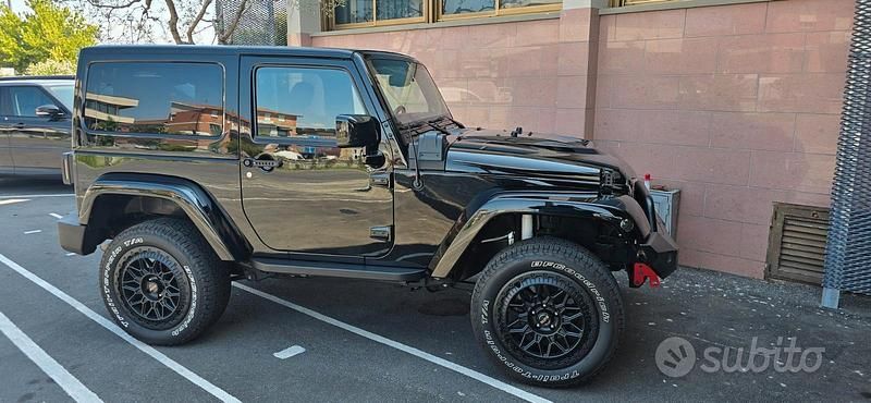 Usata Jeep Wrangler 2015 Nero SUV