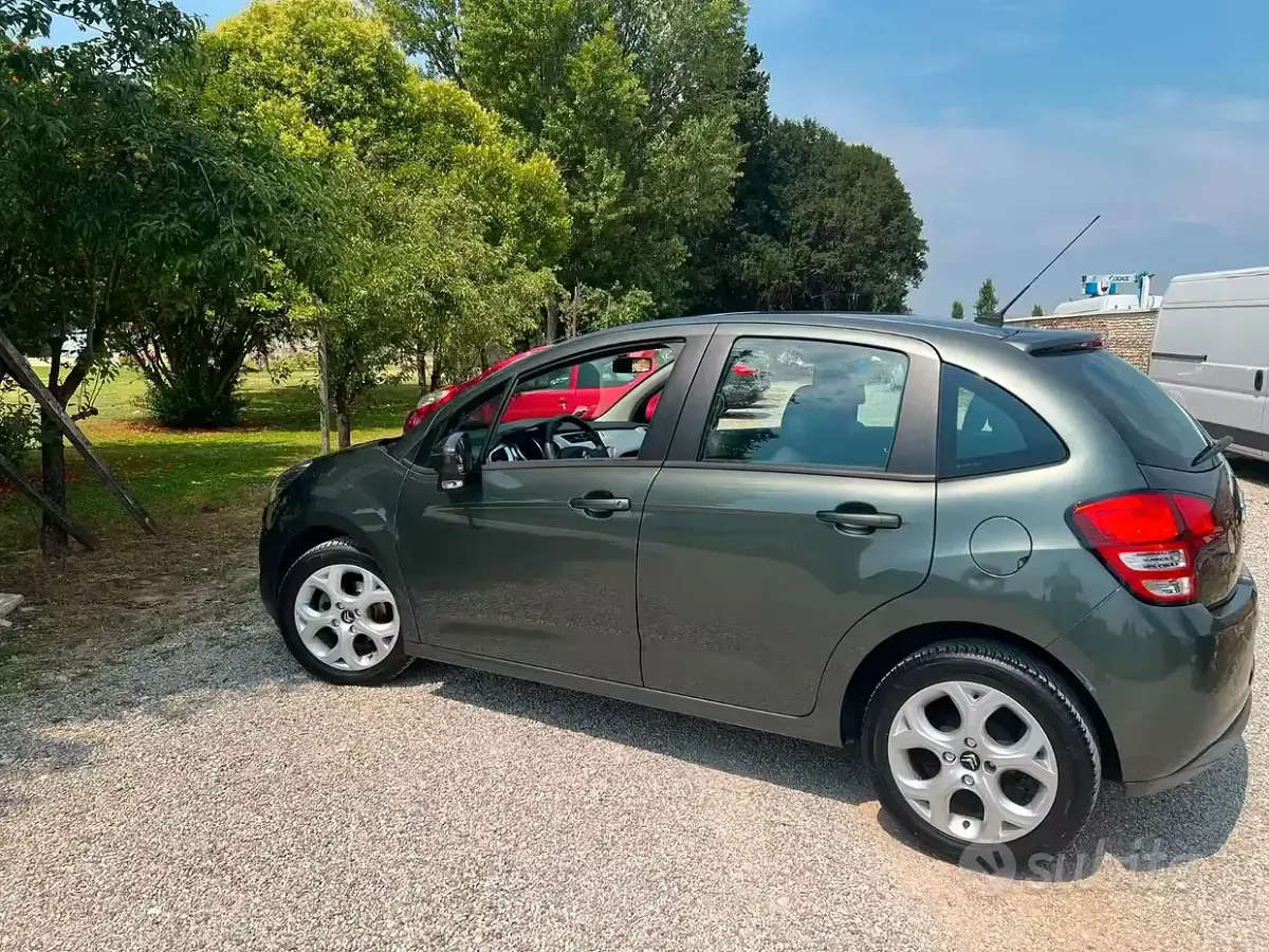 Usata Citroën C3 Exclusive 73 CV (53 kW) 2012 Verde Berlina