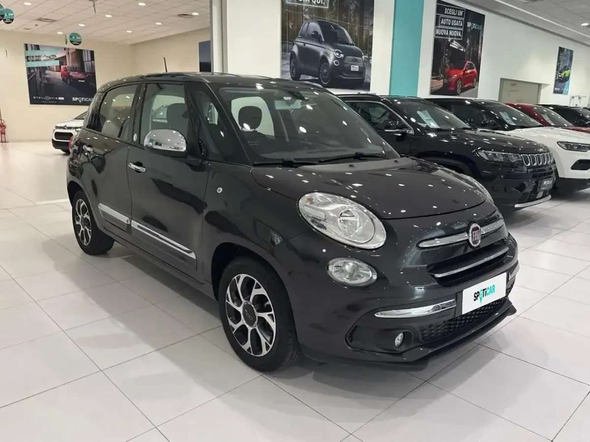 Usata Fiat 500L Mirror 95 CV (69 kW) 2019 Nero Monovolume