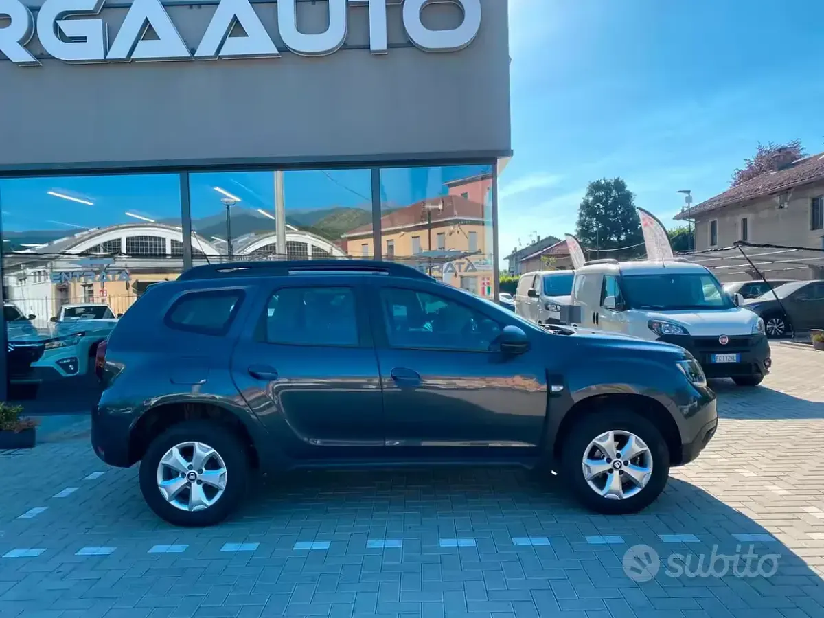 Usata Dacia Duster Comfort 114 CV (83 kW) 2018 Bluazzurro SUV