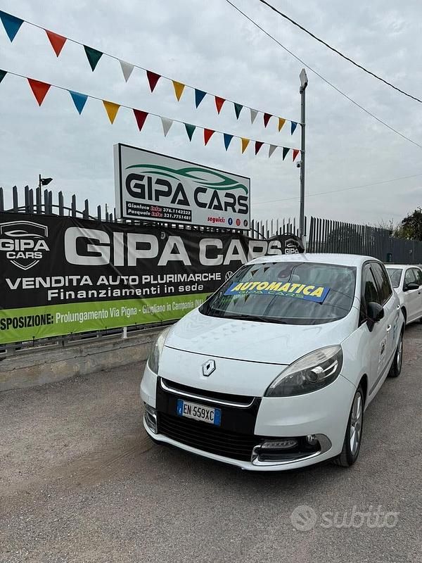 Usata Renault Scénic Bose Edition 110 CV (80 kW) 2012 Bianco Monovolume