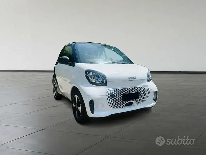 Usata Smart ForTwo Coupé Passion 60 kW (82 CV) 2021 Bianco Utilitaria