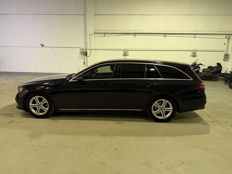 Usata Mercedes E200 160 CV (117 kW) 2019 Nero Station wagon