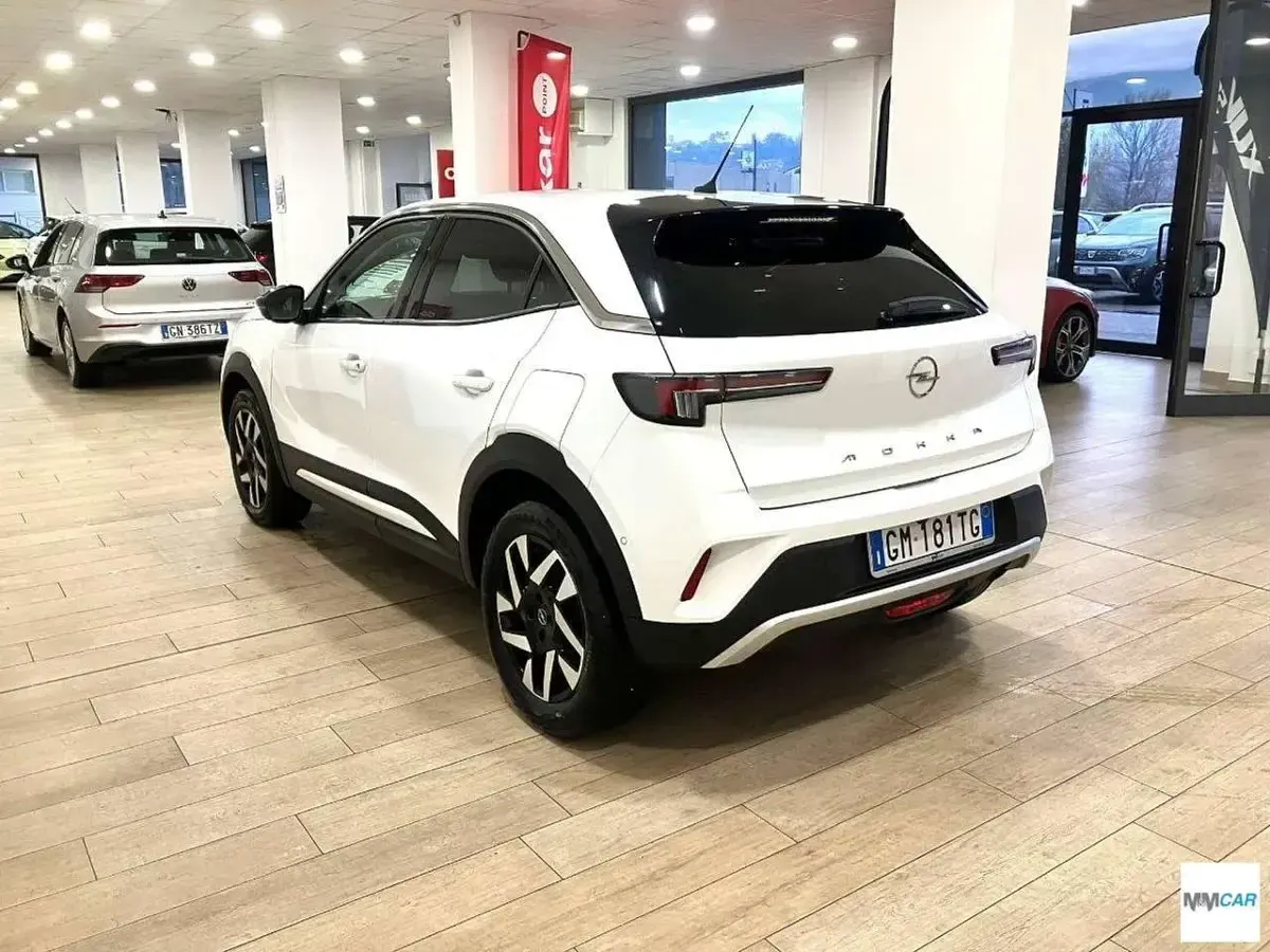 Usata Opel Mokka Elegance 101 CV (74 kW) 2023 Bianco SUV