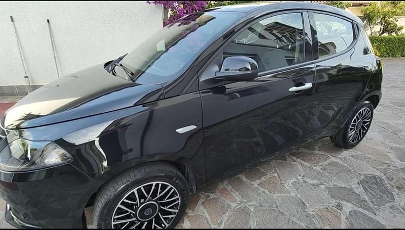 Usata Lancia Ypsilon S 69 CV (50 kW) 2024 Utilitaria