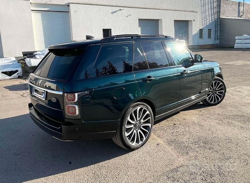 Usata Land Rover Range Rover Vogue 249 CV (183 kW) 2019 Verde SUV