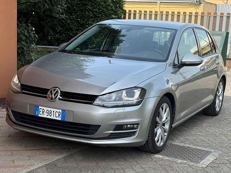 Usata VW Golf VII Highline 122 CV (89 kW) 2013 Argento Berlina