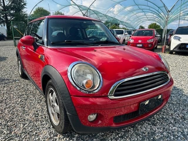 Usata Mini ONE 95 CV (69 kW) 2010 Rosso Utilitaria