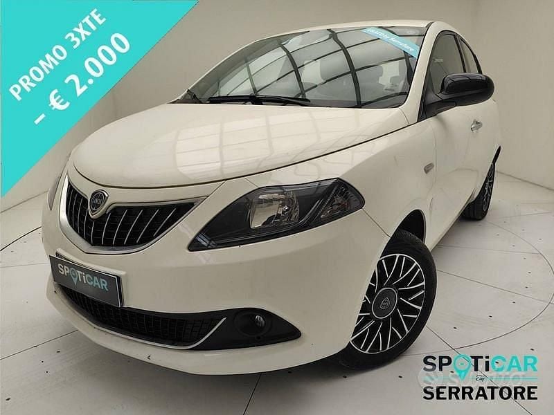 Usata Lancia Ypsilon S 69 CV (50 kW) 2024 Bianco Utilitaria