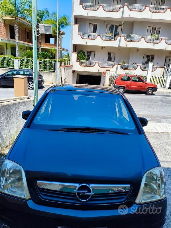 Usata Opel Meriva 101 CV (74 kW) 2009 Nero Monovolume