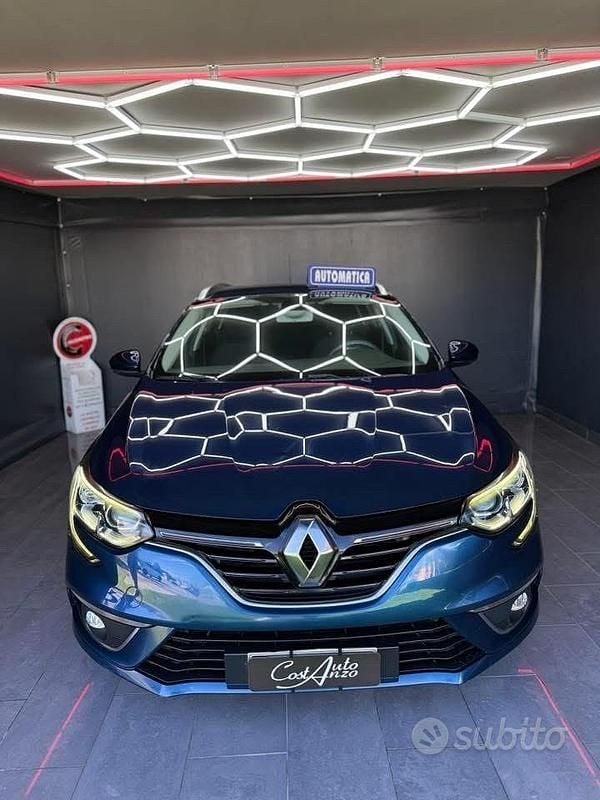 Usata Renault Mégane GrandTour 116 CV (85 kW) 2020 Blu Station wagon