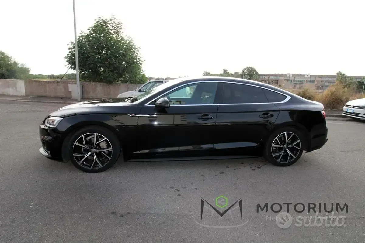 Usata Audi A5 S-Line 190 CV (139 kW) 2019 Grigio Coupé