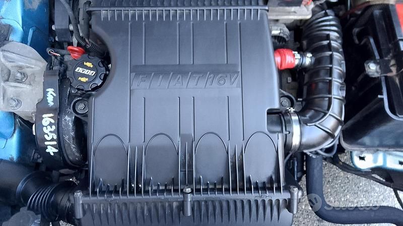 Usata Fiat Punto 80 CV (58 kW) 2003 Blu Utilitaria