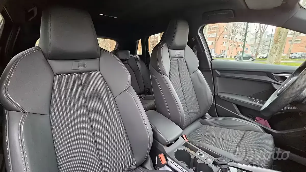 Usata Audi A3 S-Line 150 CV (110 kW) 2024 Grigio Berlina