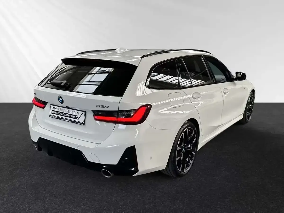 Usata BMW 330 M Sport 245 CV (180 kW) 2025 Bianco Station wagon