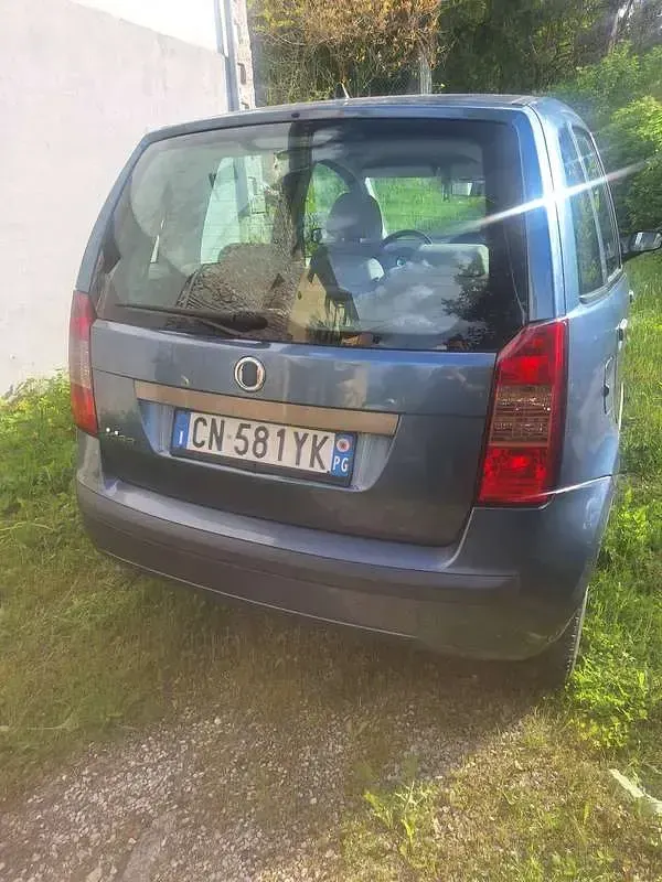Usata Fiat Idea Active 95 CV (69 kW) 2004 Blu/azzurro Monovolume