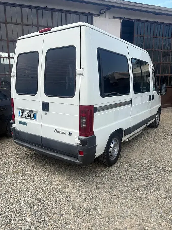 Usata Fiat Ducato 15 127 CV (93 kW) 2002 Bianco Furgone