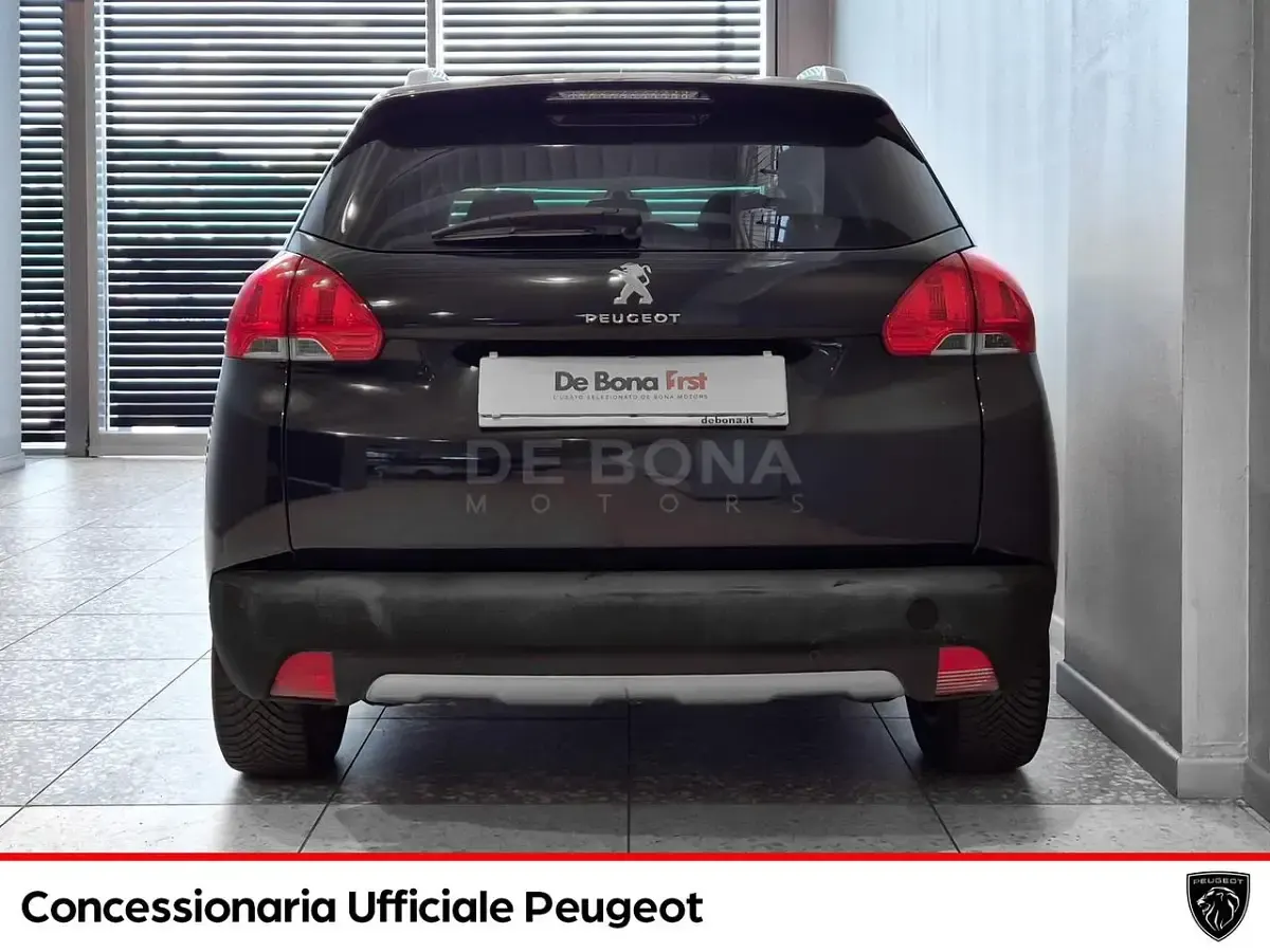 Usata Peugeot 2008 Active 92 CV (67 kW) 2015 Nero SUV