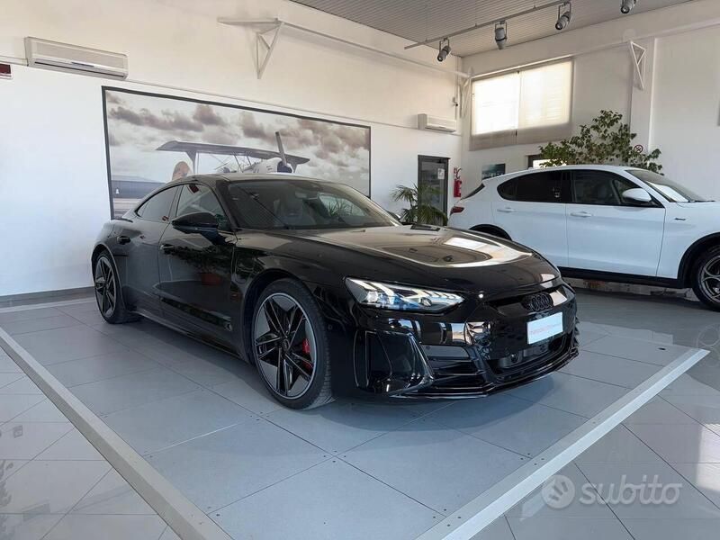 Nero Usata 2022 Audi RS e-tron GT Comfort Tre volumi | 95.000 € (Buon prezzo) - Immagine 1/4