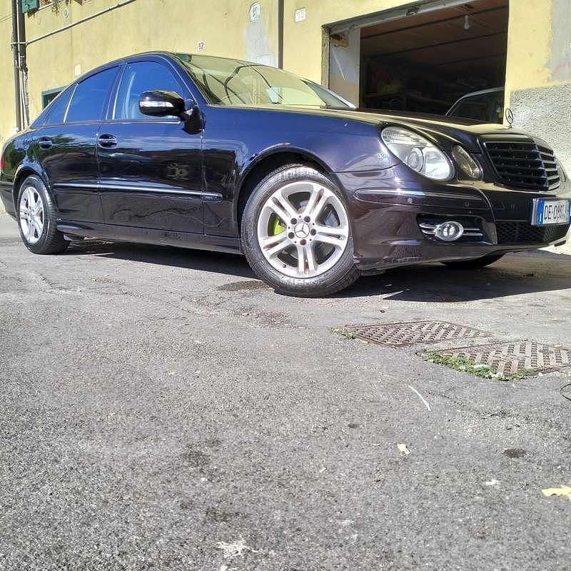 Usata Mercedes E220 Avantgarde 170 CV (125 kW) 2007 Berlina