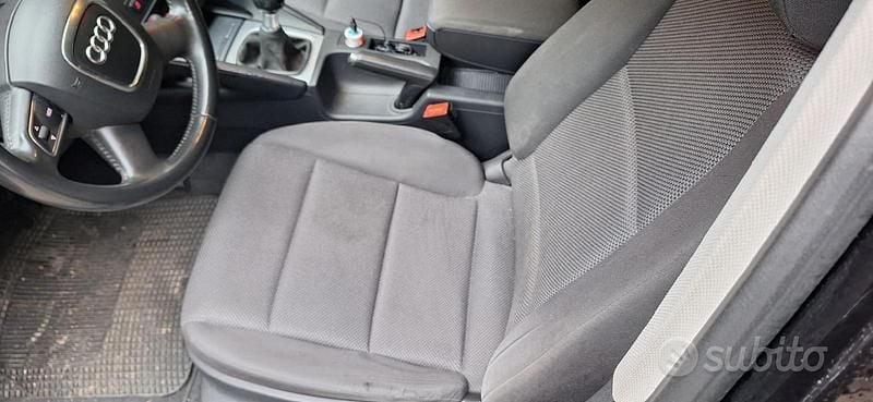 Usata Audi A3 105 CV (77 kW) 2012 Nero Utilitaria