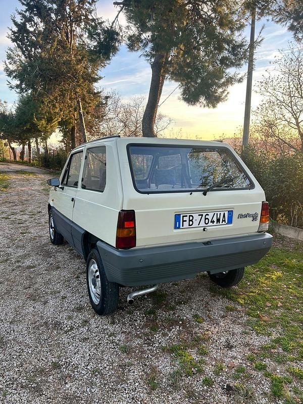Usata Fiat Panda 33 CV (24 kW) 1983 Beige Utilitaria