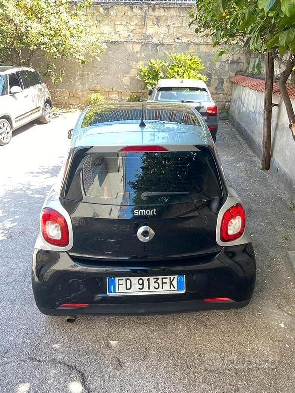 Usata Smart ForFour 71 CV (52 kW) 2016 Utilitaria