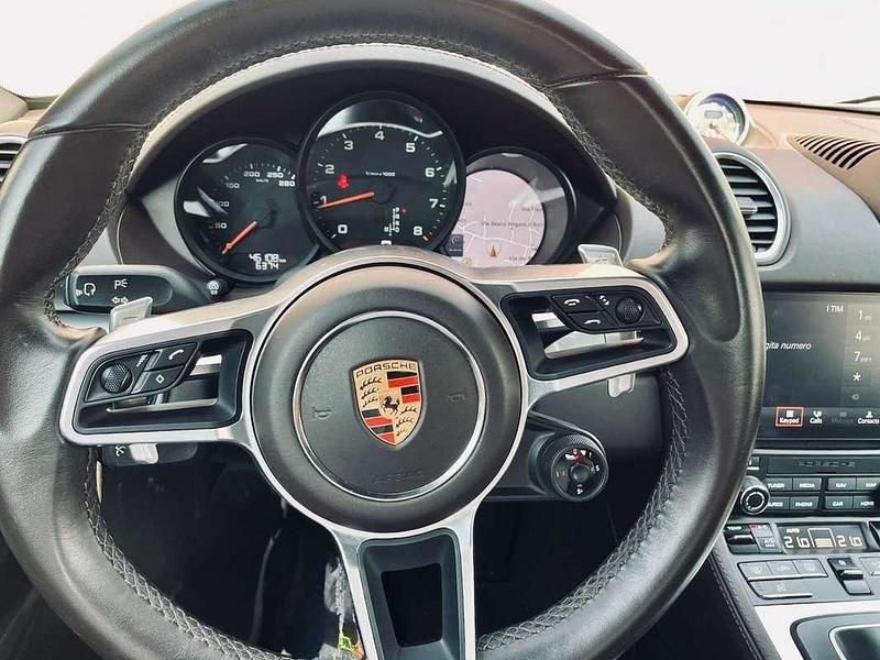 Usata Porsche 718 Boxster 299 CV (219 kW) 2021 Verde Cabrio