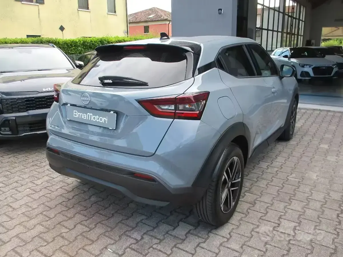 Usata Nissan Juke N-Connecta 114 CV (83 kW) 2025 Grigio SUV