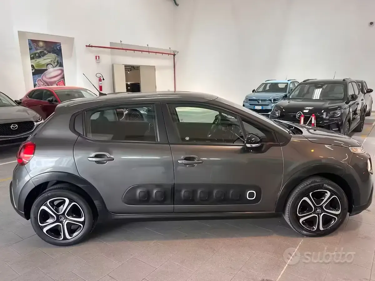 Usata Citroën C3 Shine 75 CV (55 kW) 2018 Grigio Utilitaria