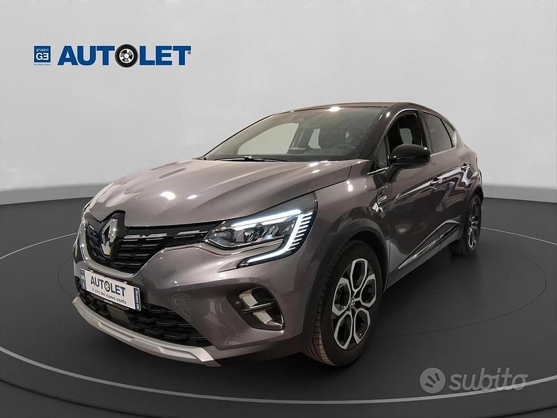 Grigio Usata 2022 Renault Captur Techno SUV | 18.500 € (Buon prezzo) - Immagine 1/4