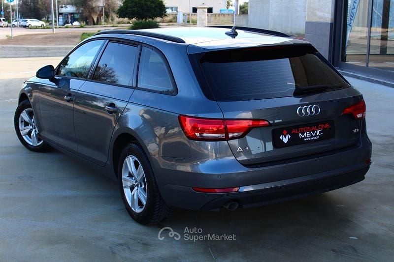 Usata Audi A4 S-Line 150 CV (110 kW) 2018 Gray Station wagon