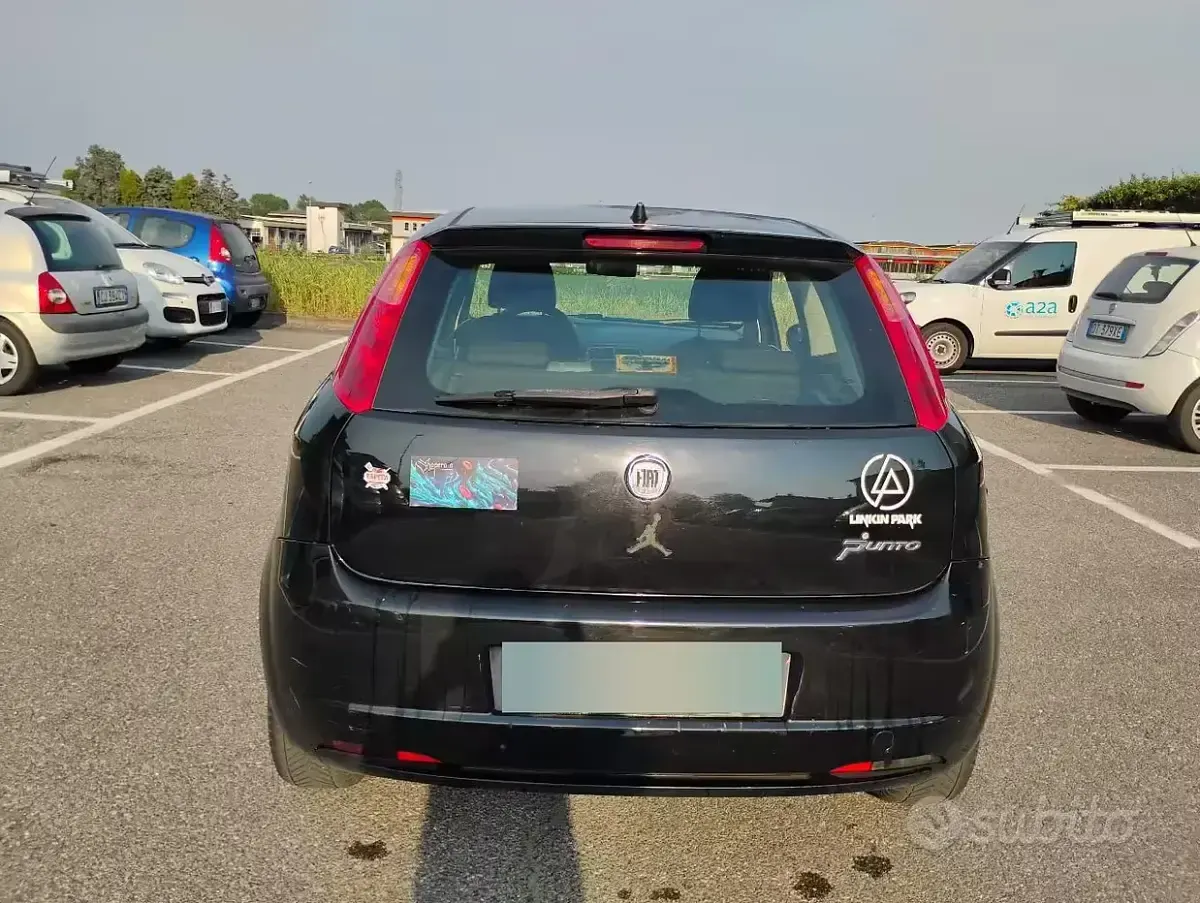 Usata Fiat Grande Punto 65 CV (47 kW) 2008 Nero Utilitaria