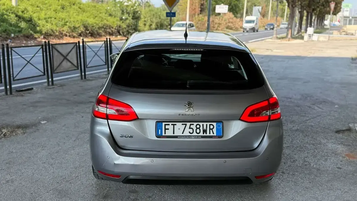 Usata Peugeot 308 SW Active 131 CV (96 kW) 2019 Station wagon