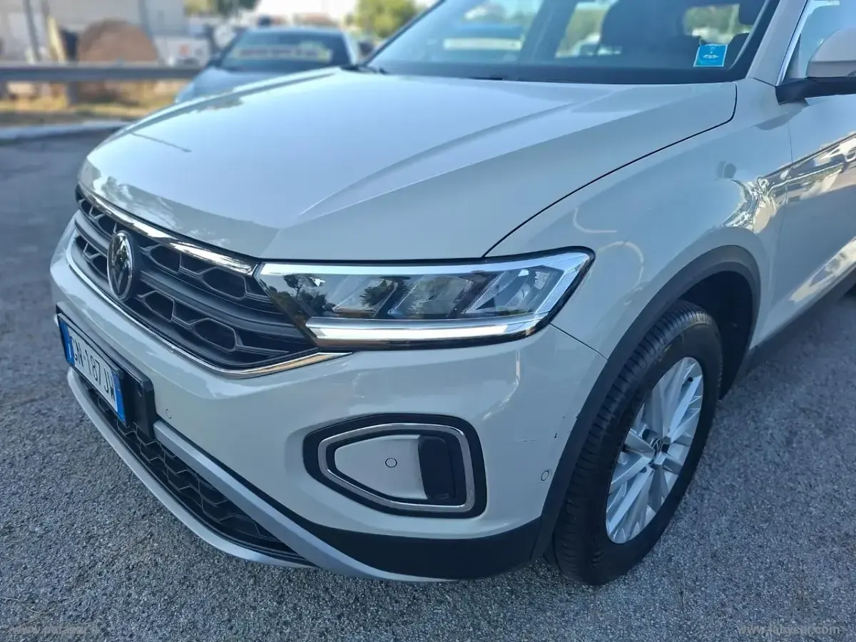 Usata VW T-Roc Life 150 CV (110 kW) 2023 Other SUV