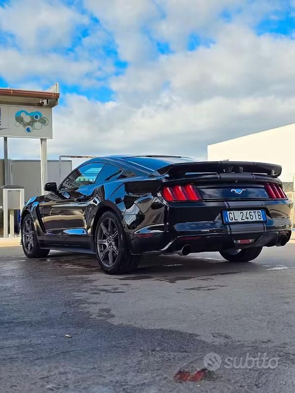 Usata Ford Mustang GT 317 CV (233 kW) 2019 Coupé