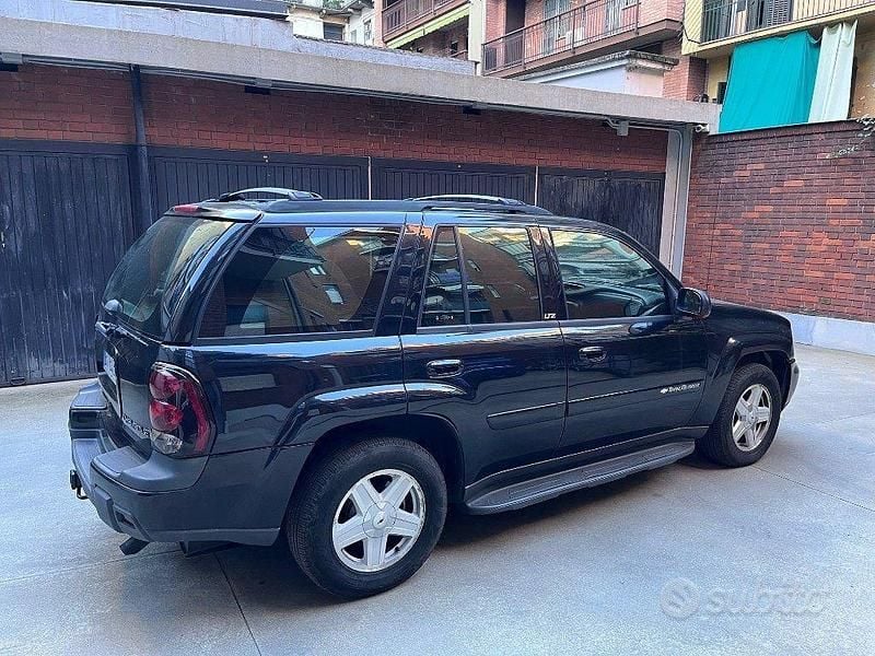 Usata Chevrolet TrailBlazer LTZ 273 CV (200 kW) 2001 Nero metallizzato SUV