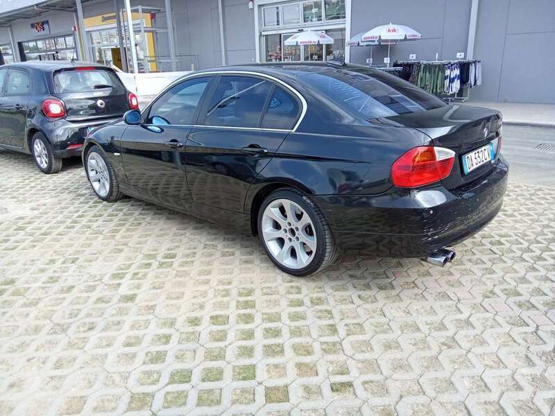 Usato 2006 BMW 330 3.0 Diesel 231 CV (4.000 €)