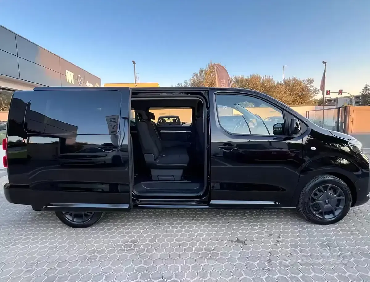 Nuova Fiat Ulysse 130 kW (177 CV) 2025 Nero Monovolume