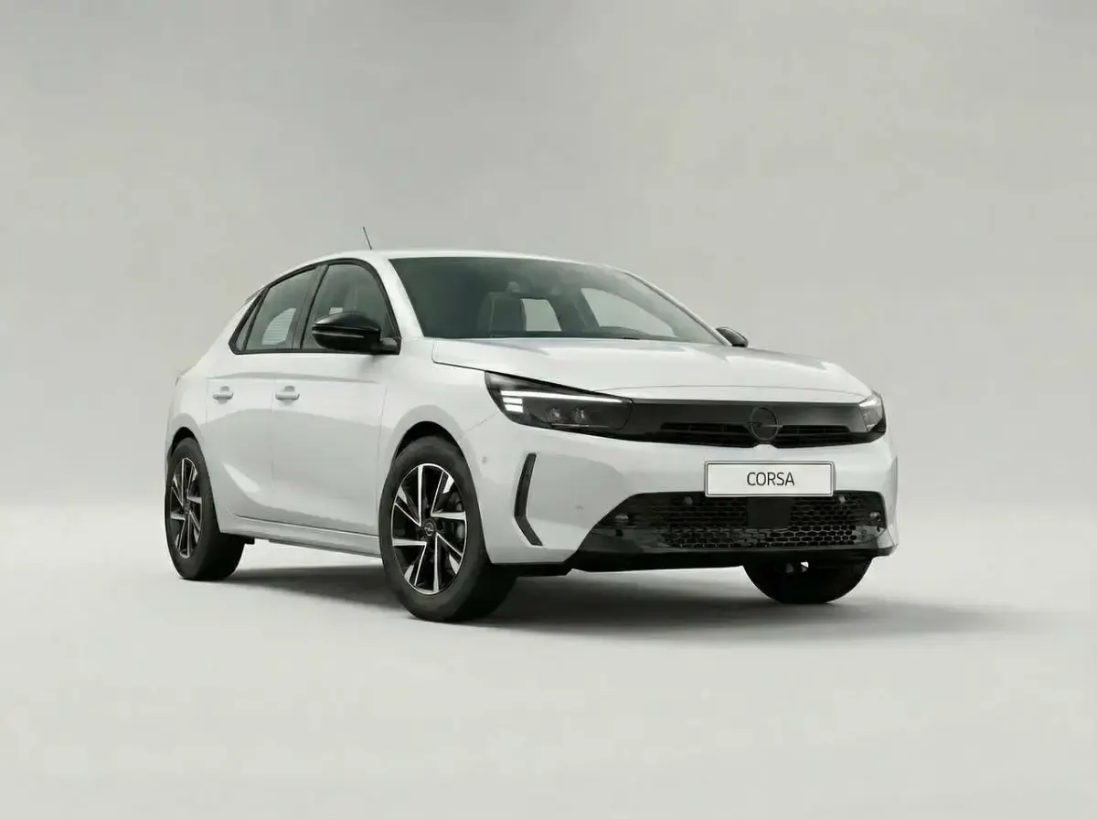 Usata Opel Corsa-e 56 kW (77 CV) 2024 Bianco Utilitaria