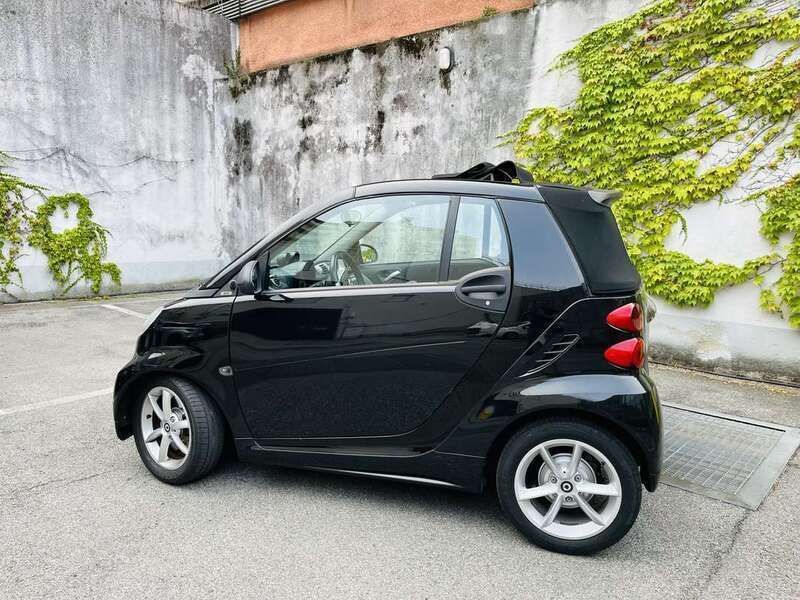 Nero Usata 2014 Smart ForTwo Cabrio Pulse Cabrio | 7900 € (Super prezzo) - Immagine 1/4
