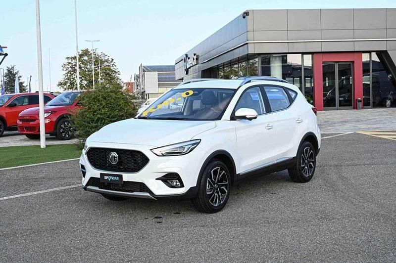 Usata MG ZS Luxury 106 CV (77 kW) 2024 Bianco Berlina
