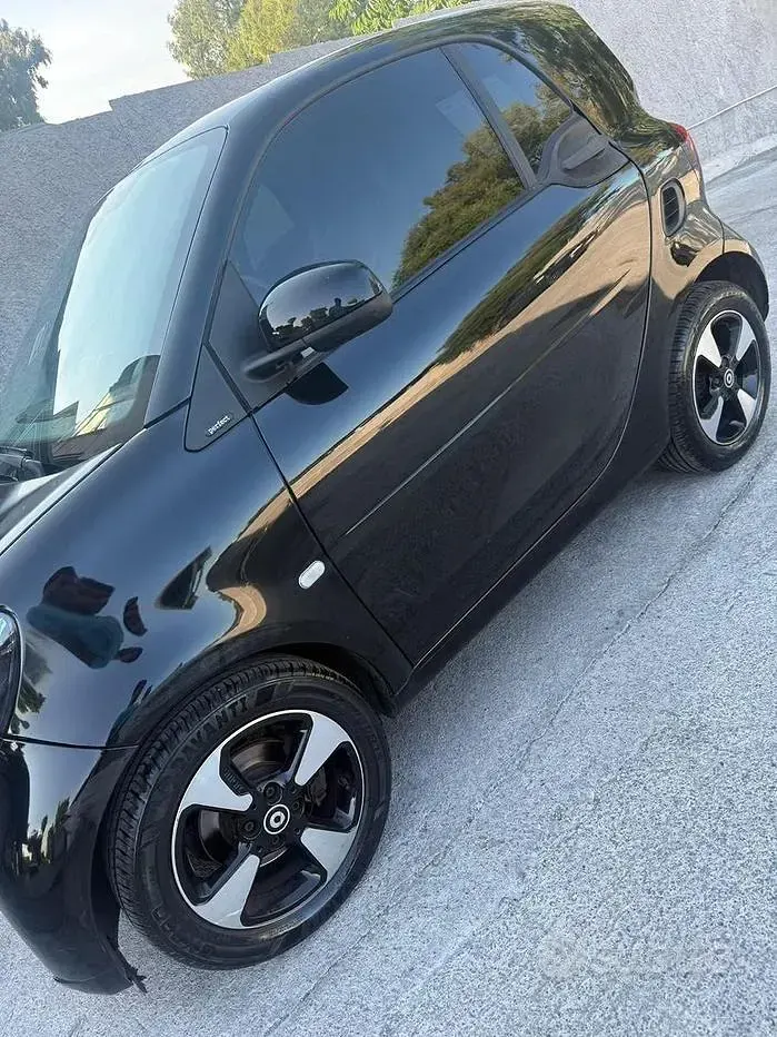 Usata Smart ForTwo Coupé 90 CV (66 kW) 2018 Nero Coupé