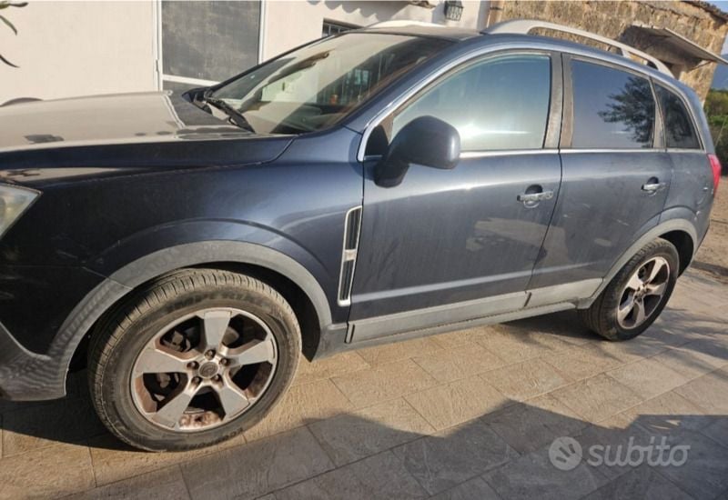 Usata Opel Antara 150 CV (110 kW) 2009 Nero SUV