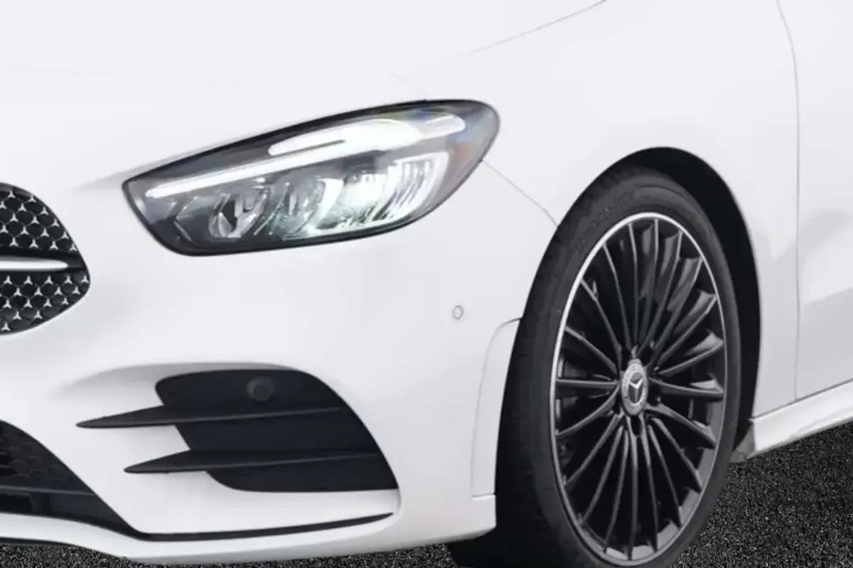 Usata Mercedes B220 Advanced Plus 190 CV (139 kW) 2025 Bianco Utilitaria