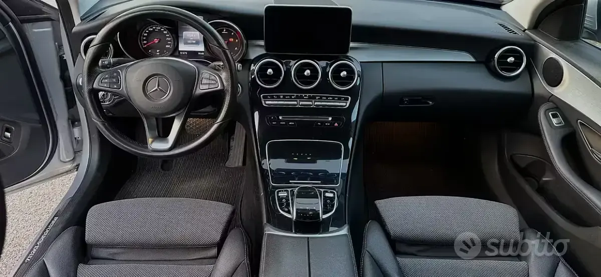 Usata Mercedes C220 Premium Plus 194 CV (142 kW) 2018 Berlina