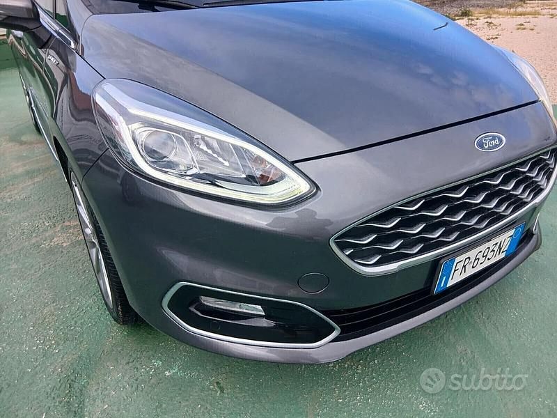 Usata Ford Fiesta Vignale 86 CV (63 kW) 2018 Grigio Utilitaria