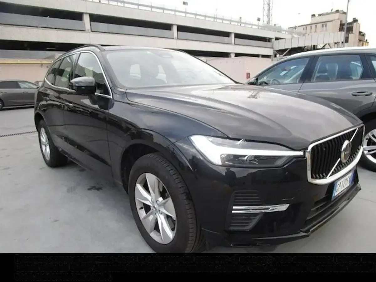 Occasion Volvo XC60 Core 197 PK (144 kW) 2023 Zwart SUV