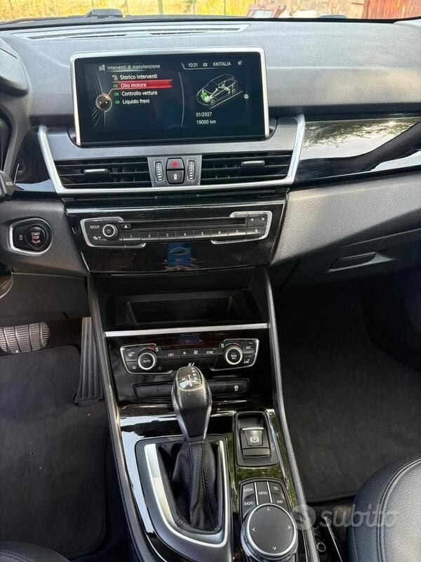 Usata BMW 216 Active Tourer Luxury Line 116 CV (85 kW) 2017 Bianco Monovolume